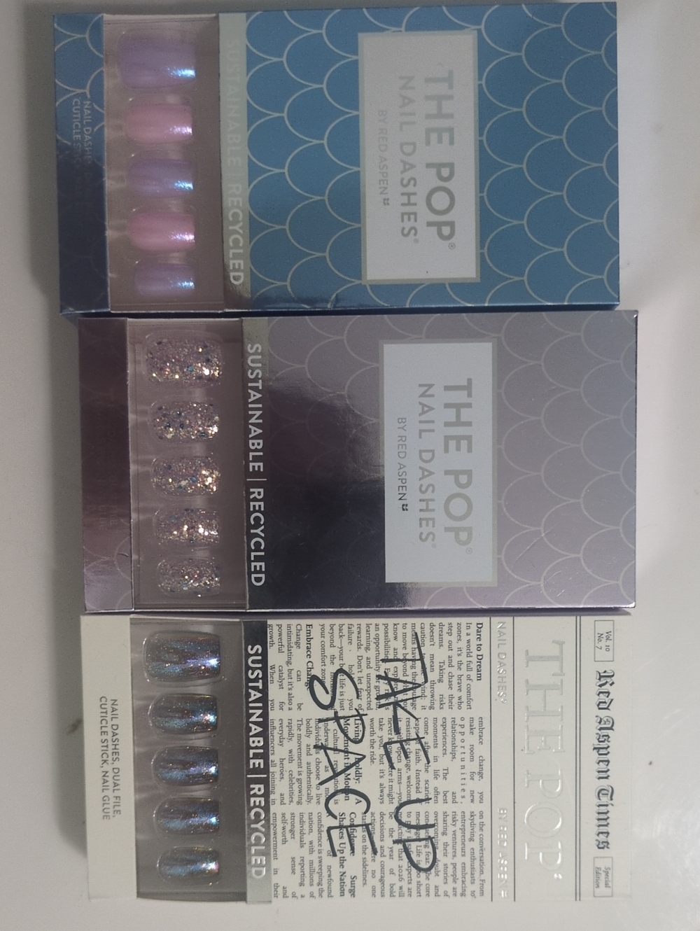 The Pop Nail Dashes Press-On Nails - Pink & Iridescent